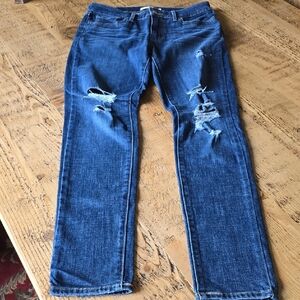 Women's Distressed Blue Jeans